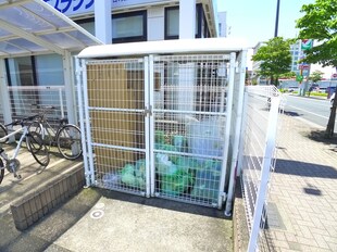 都町小川マンションの物件外観写真